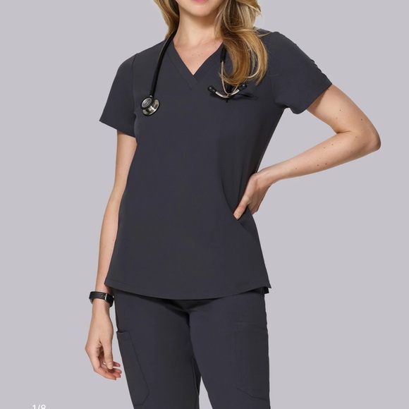Mandala One-Pocket Scrub Top (XL, Pewter) - Picture 1 of 2